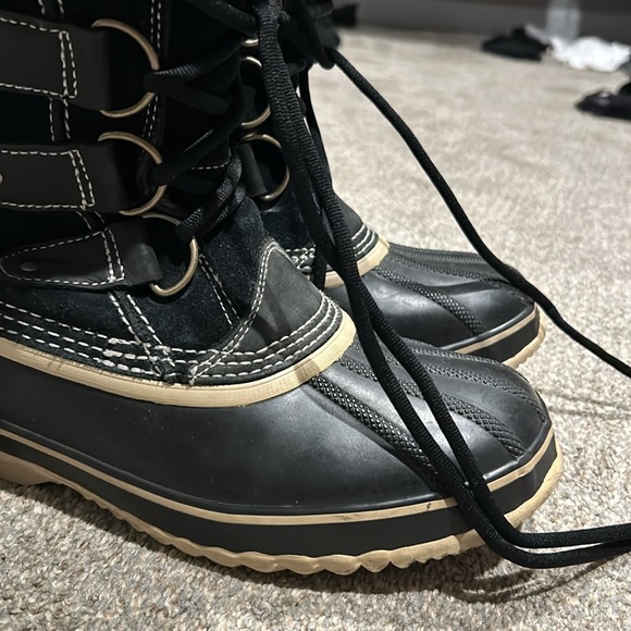 Sorel winter boots - Picture 14 of 15